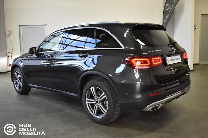 MERCEDES-BENZ GLC 200 d 4Matic Sport